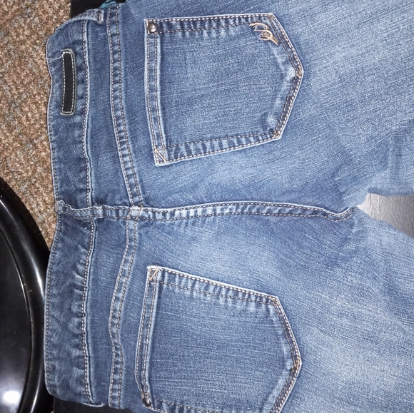 Express Barely Boot - Picture 5 of 7